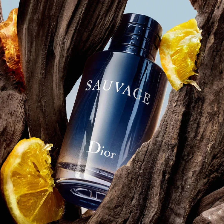 Dior SAUVAGE Eau de Parfum　60ml Amazon.com : Sauvage by Dior Eau de Parfum Spray, 2 Fl Oz